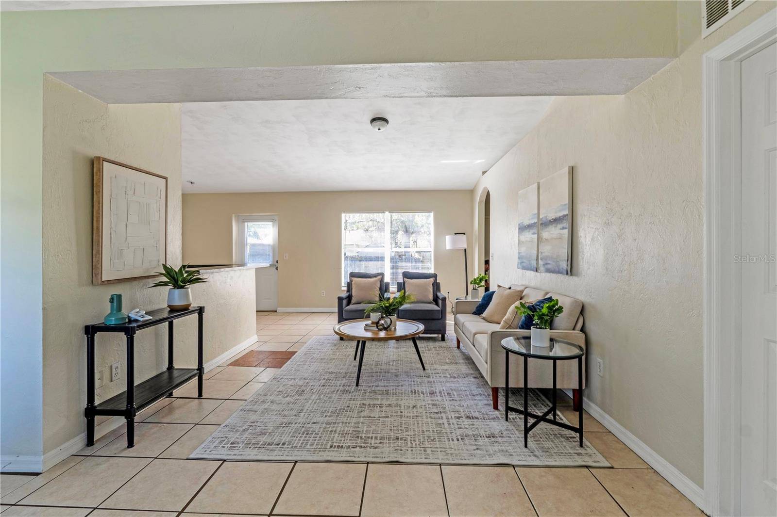 Daytona Beach, FL 32117,816 GROVE AVE