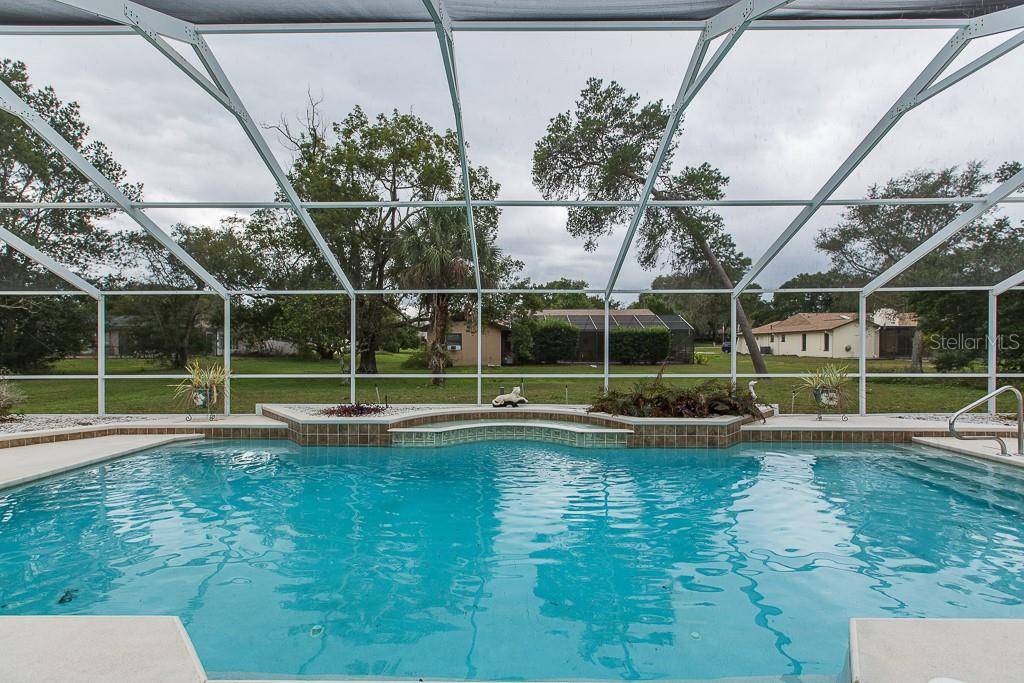 Weeki Wachee, FL 34607,7594 RIVER COUNTRY DR