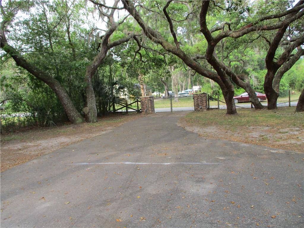 New Port Richey, FL 34654,9020 LAKE DR