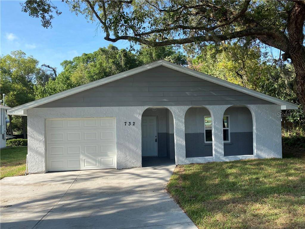 Tarpon Springs, FL 34689,732 E SPRUCE ST