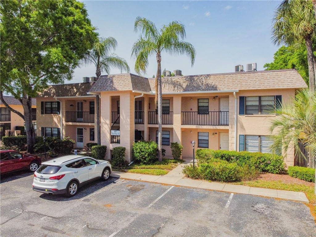 Tarpon Springs, FL 34689,40 W ORANGE ST #101