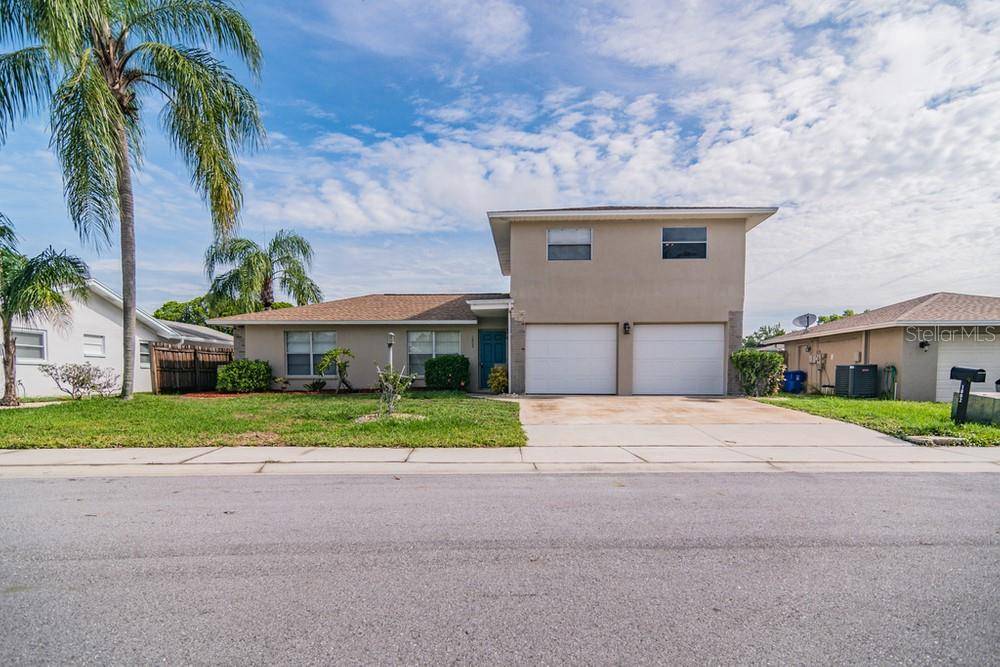 Oldsmar, FL 34677,1802 IRONWOOD CT W