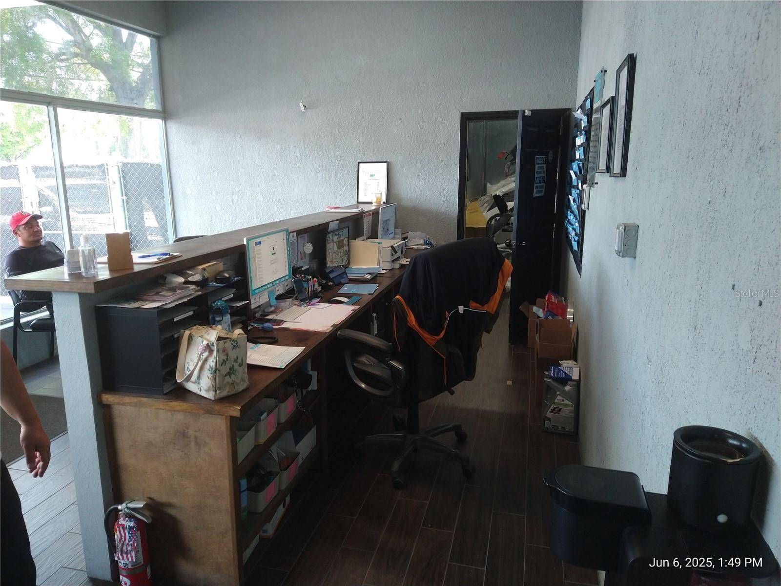 Tampa, FL 33604,1301 W WATERS AVE