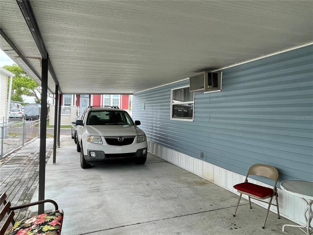 Seminole, FL 33772,6580 SEMINOLE BLVD #422