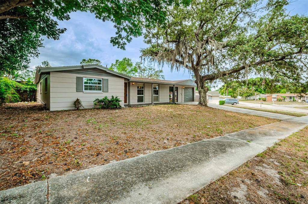 Holiday, FL 34690,5404 FRONT DR