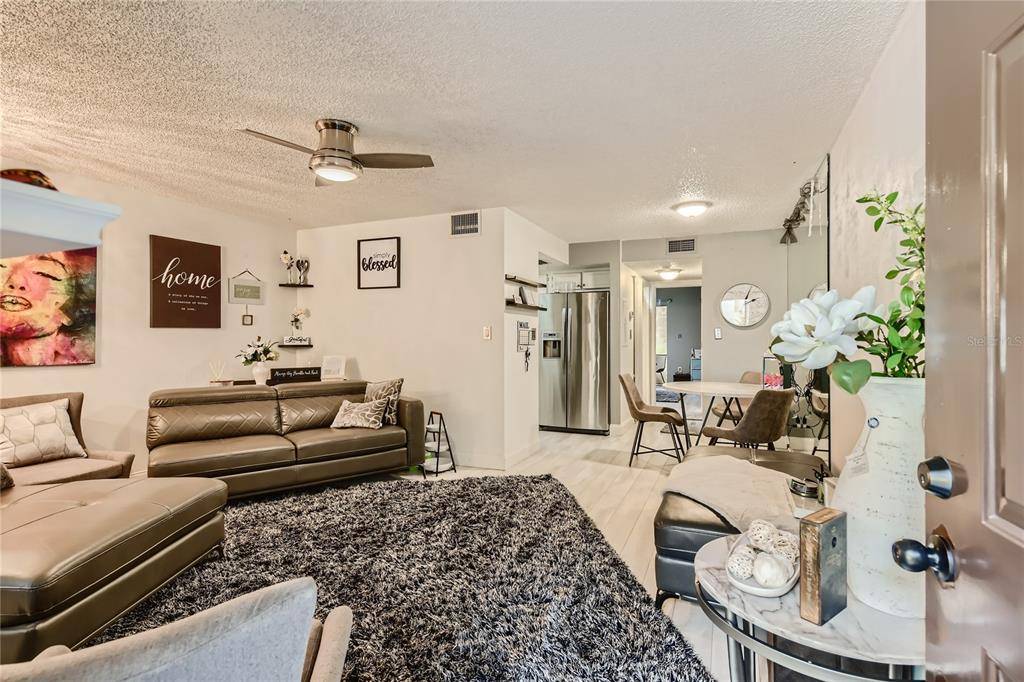 Clearwater, FL 33761,604 HAMMOCK PINE BLVD #604