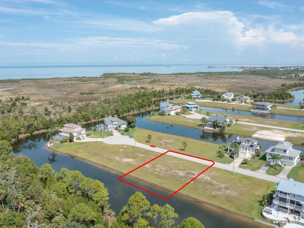 Hernando Beach, FL 34607,3376 PALOMETA DR