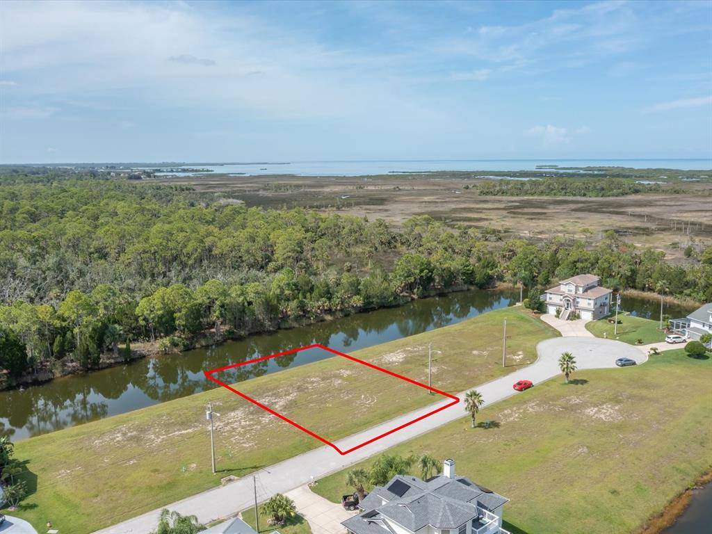 Hernando Beach, FL 34607,3376 PALOMETA DR