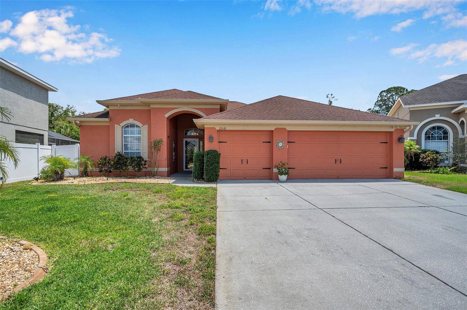 Holiday, FL 34691,2518 EAGLES CREST CT