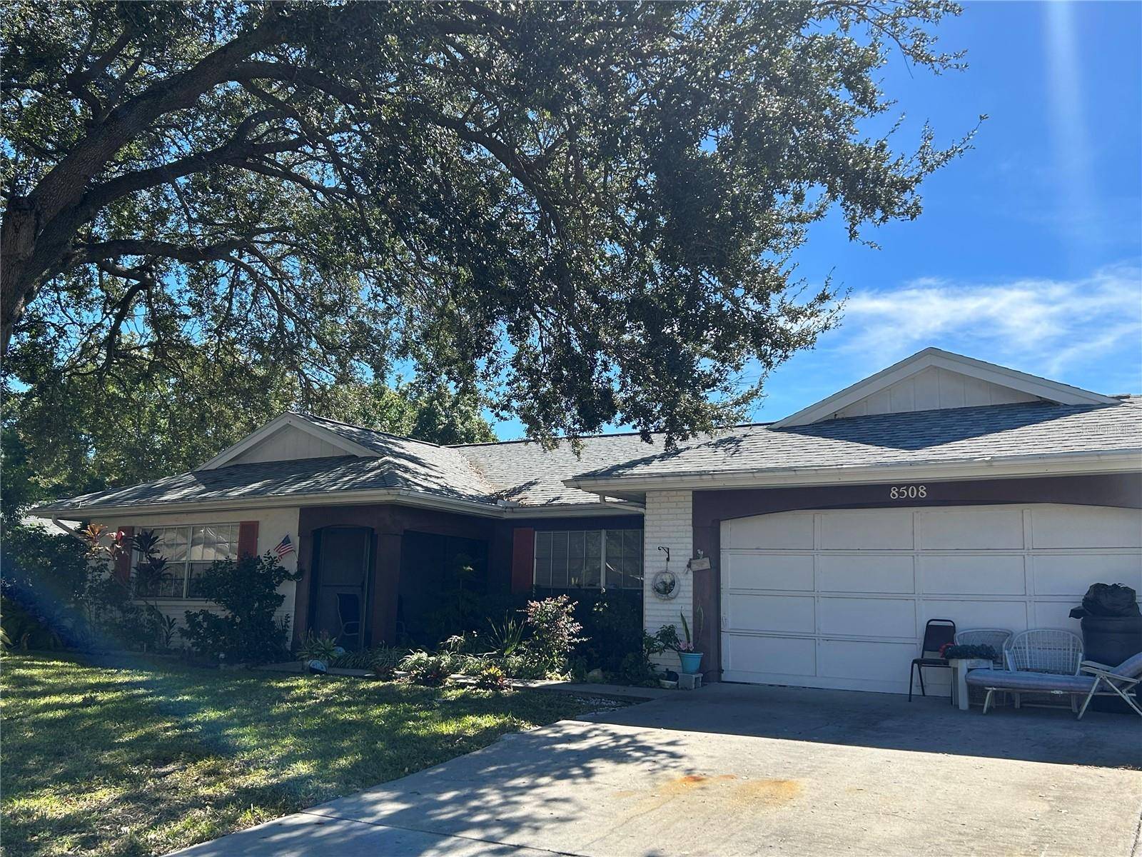 Hudson, FL 34667,8508 SPLIT RAIL LN