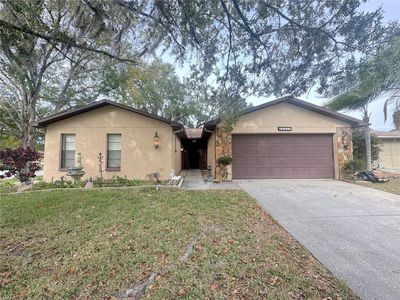 Hudson, FL 34669,12321 GOLDEN OAK CIR