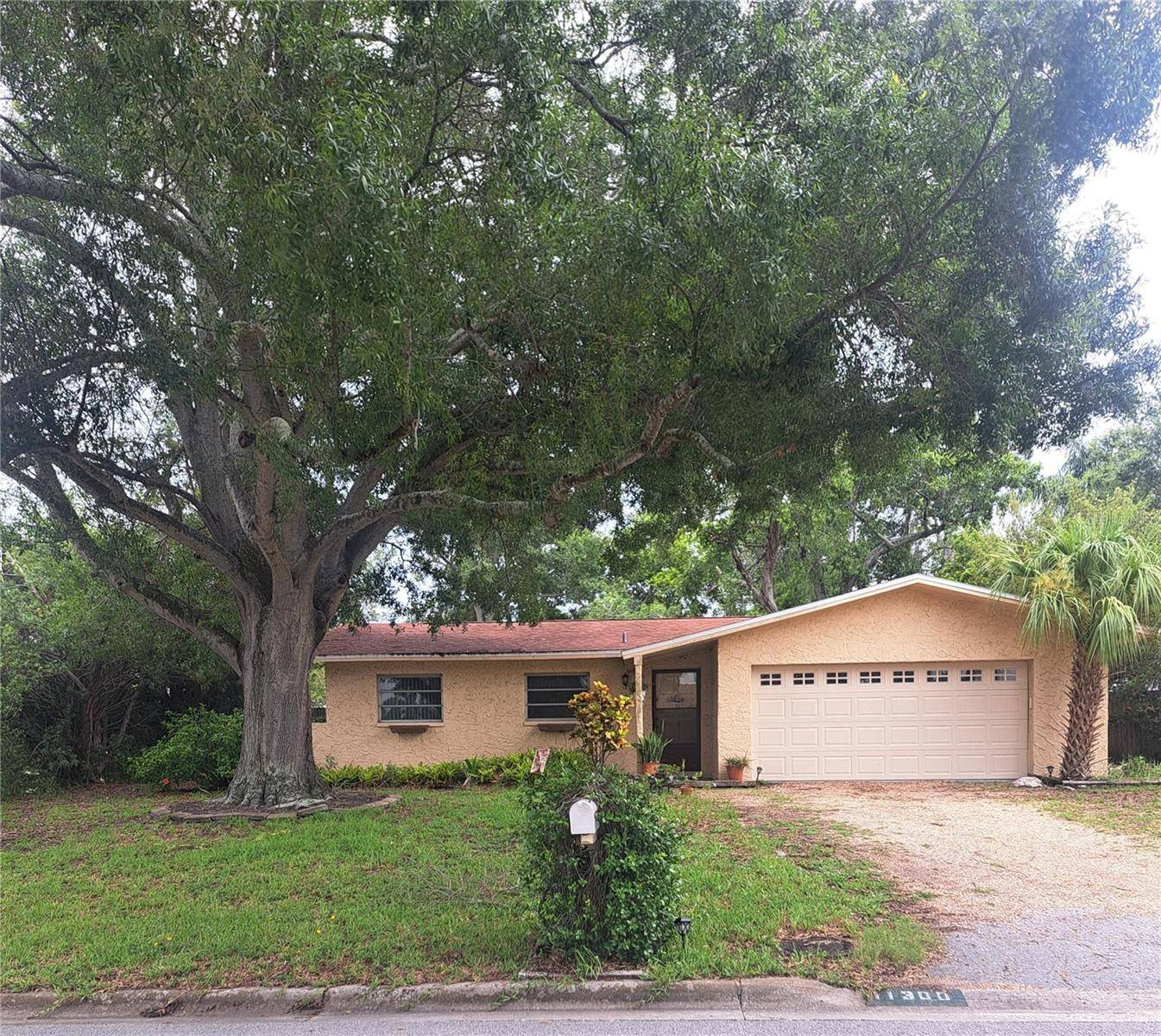 Seminole, FL 33772,11300 88TH TER