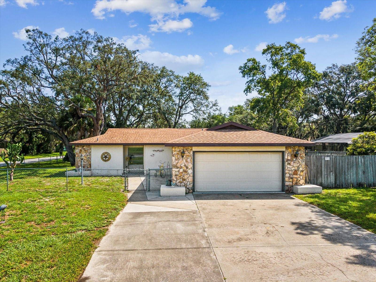 Spring Hill, FL 34606,6333 HILLVIEW RD