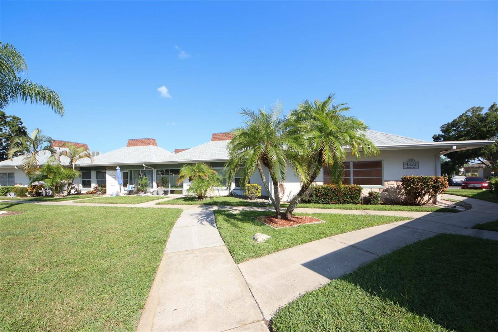 Holiday, FL 34691,4323 TAHITIAN GARDENS CIR #H