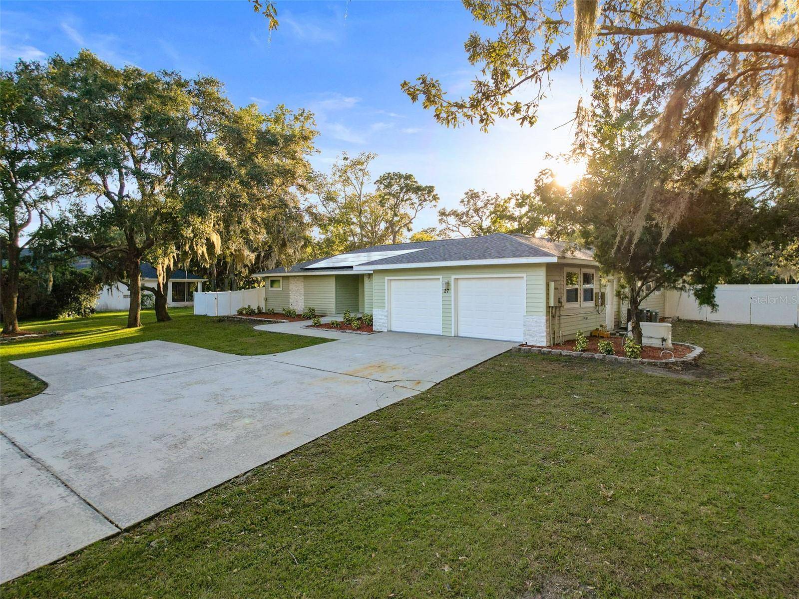 Homosassa, FL 34446,27 DOUGLAS ST