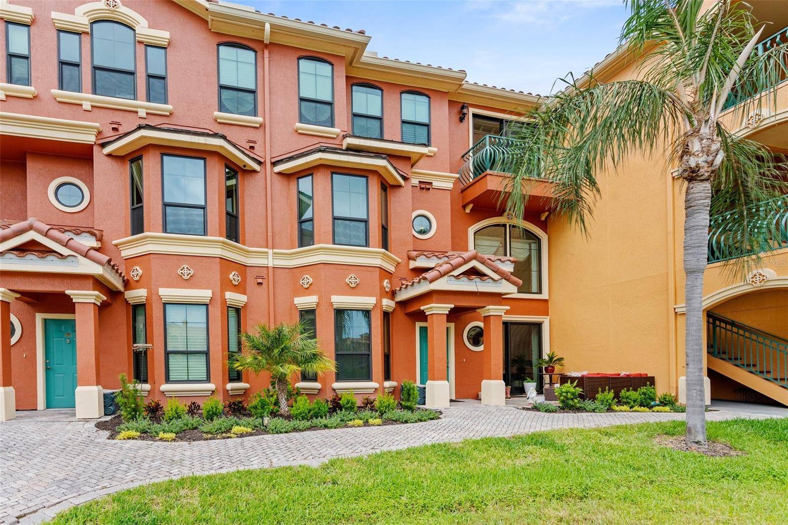 Clearwater, FL 33764,2733 VIA CIPRIANI #815A