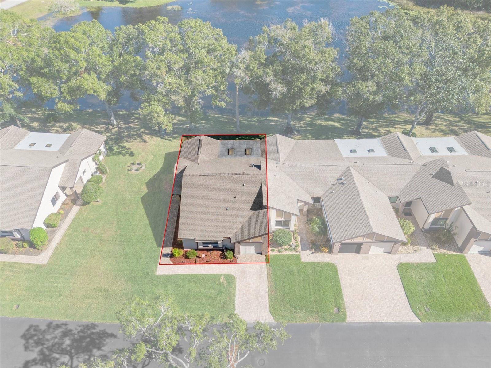 Weeki Wachee, FL 34613,7562 HEATHER WALK DR