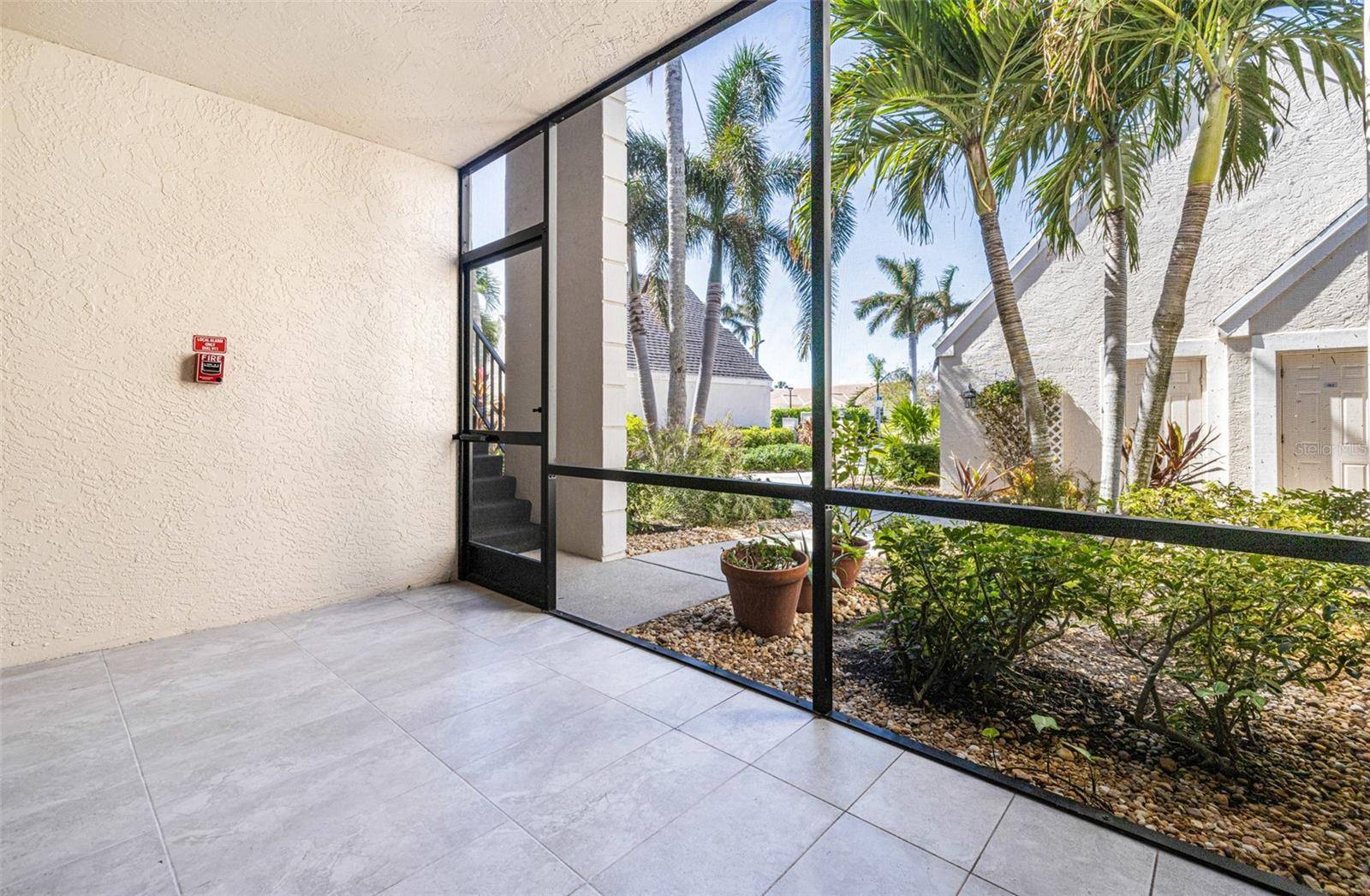 Fort Myers, FL 33908,16321 KELLY WOODS DR #182