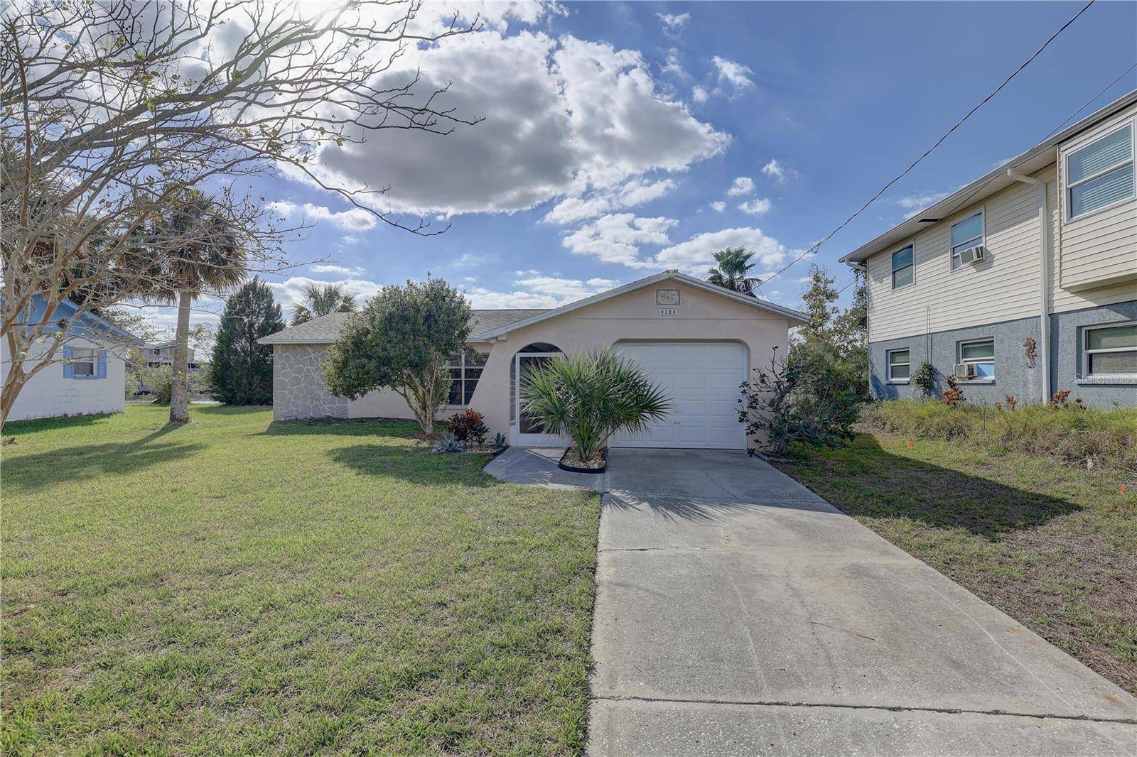 Hernando Beach, FL 34607,4124 PINE DALE CT