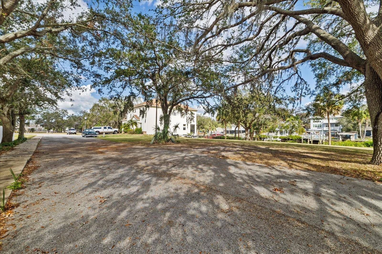 New Port Richey, FL 34652,5728 RIVER BLUFF DR #Lot 8