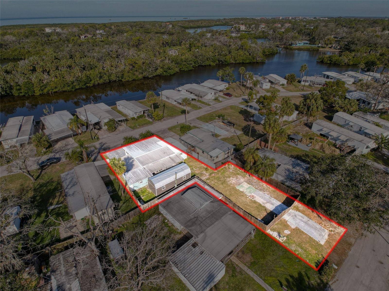 New Port Richey, FL 34652,6832 EDGEWATER DR