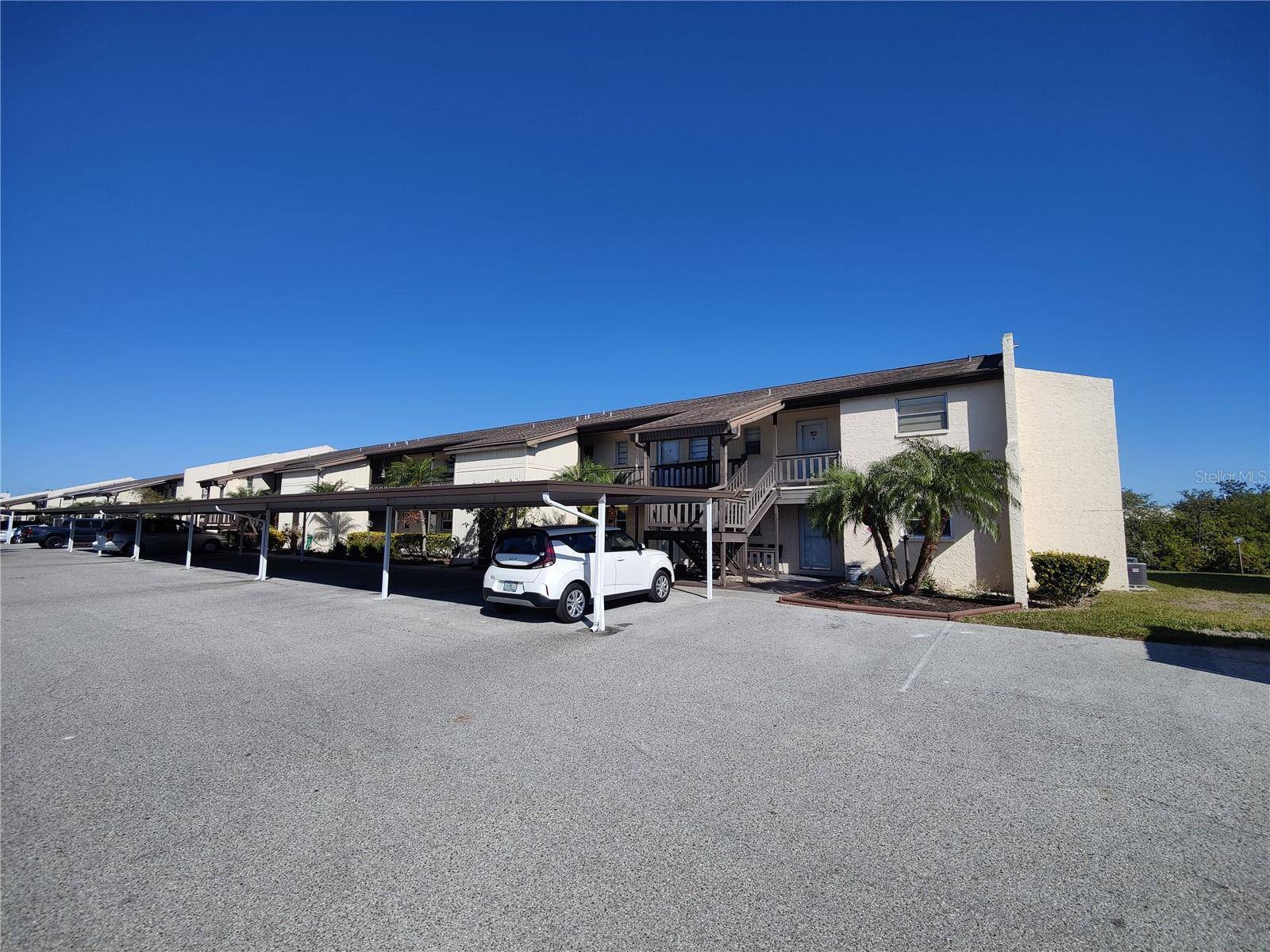 New Port Richey, FL 34652,4555 MARINE Pkwy #102