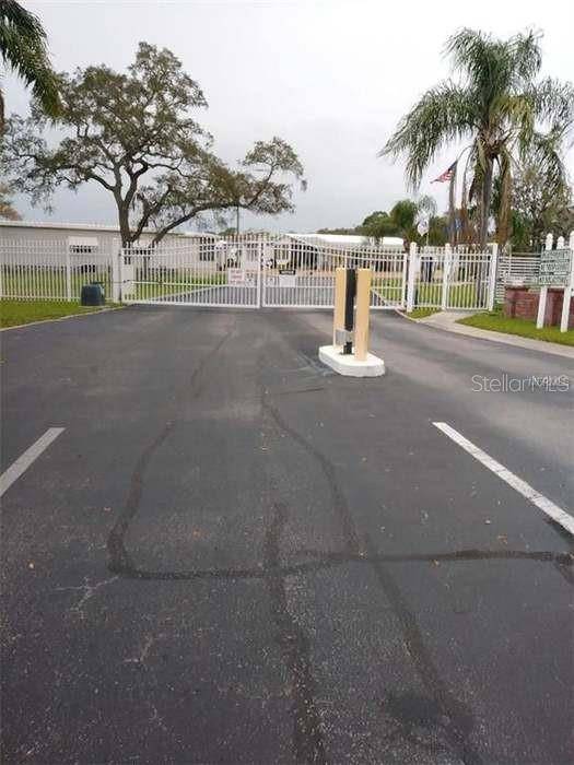 Holiday, FL 34691,3644 KAUNA POINT DR