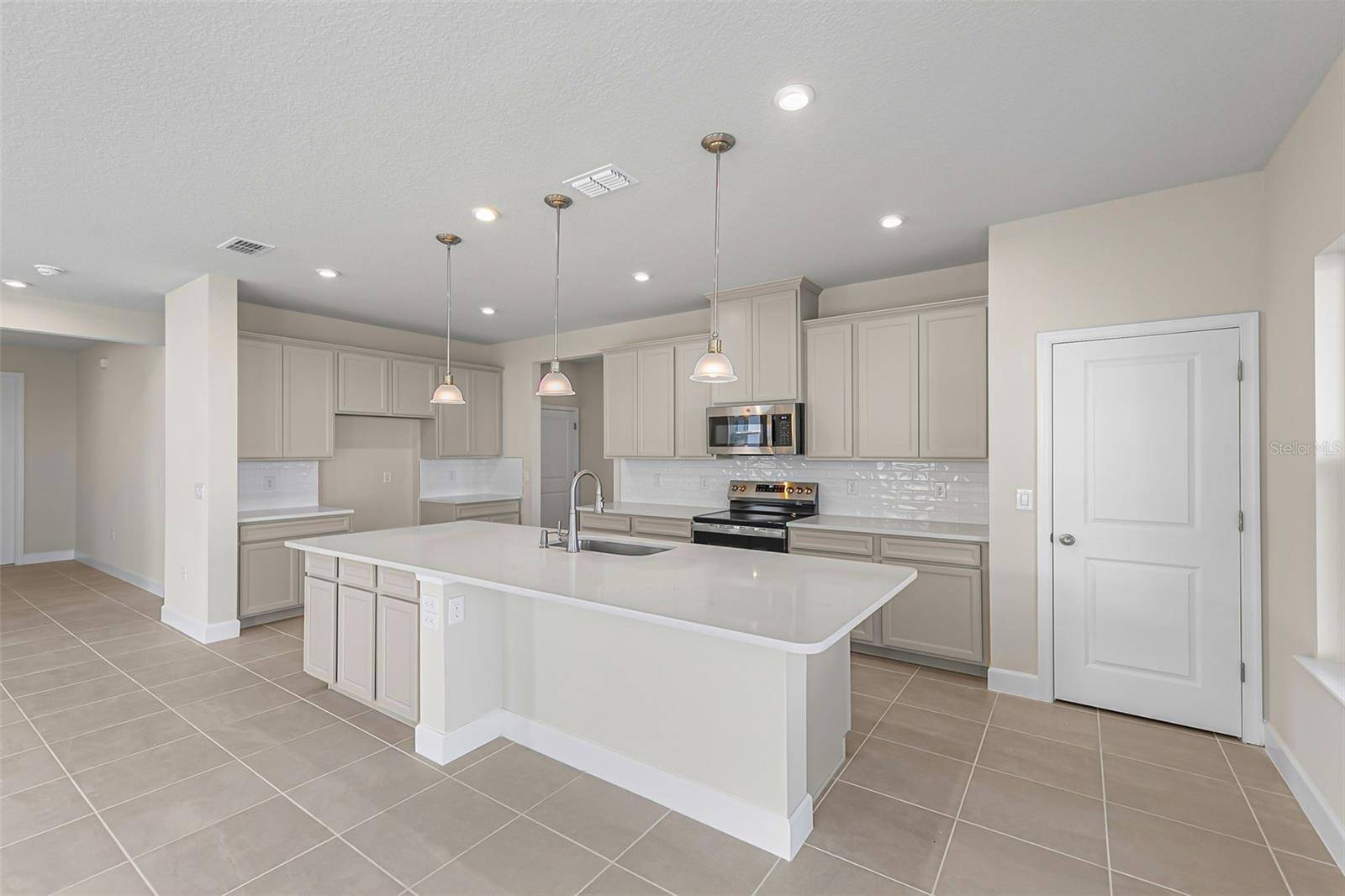 Titusville, FL 32796,2703 LANDING DR