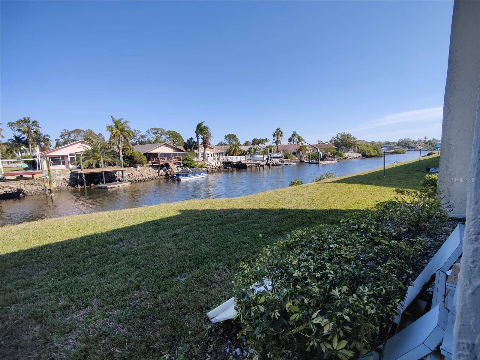 New Port Richey, FL 34652,4515 MARINE Pkwy #106