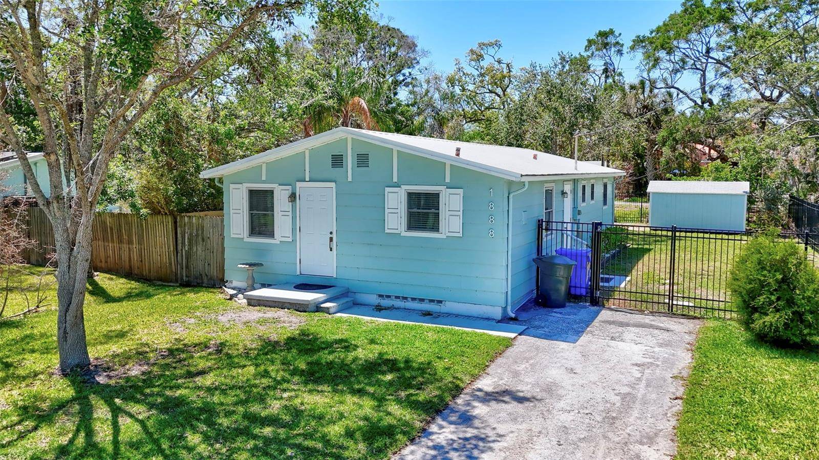 Dunedin, FL 34698,1888 DOUGLAS AVE