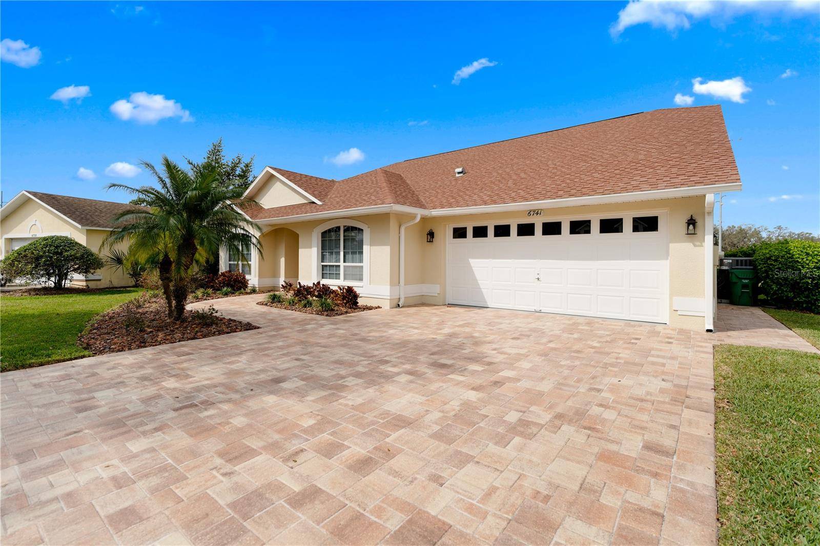 Zephyrhills, FL 33542,6741 NORTHLAKE DR