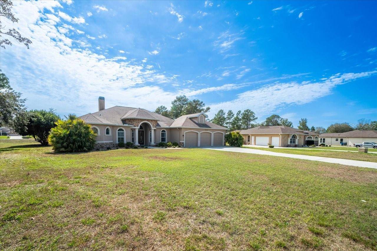 Weeki Wachee, FL 34613,10188 WHISPER RIDGE TRAIL TRL