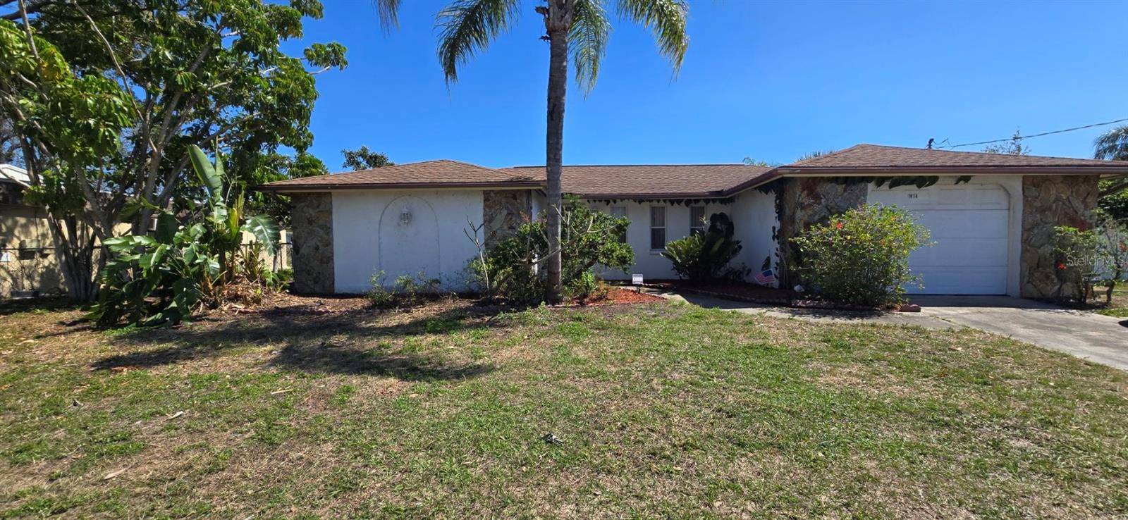 Holiday, FL 34690,1414 GRAND BLVD