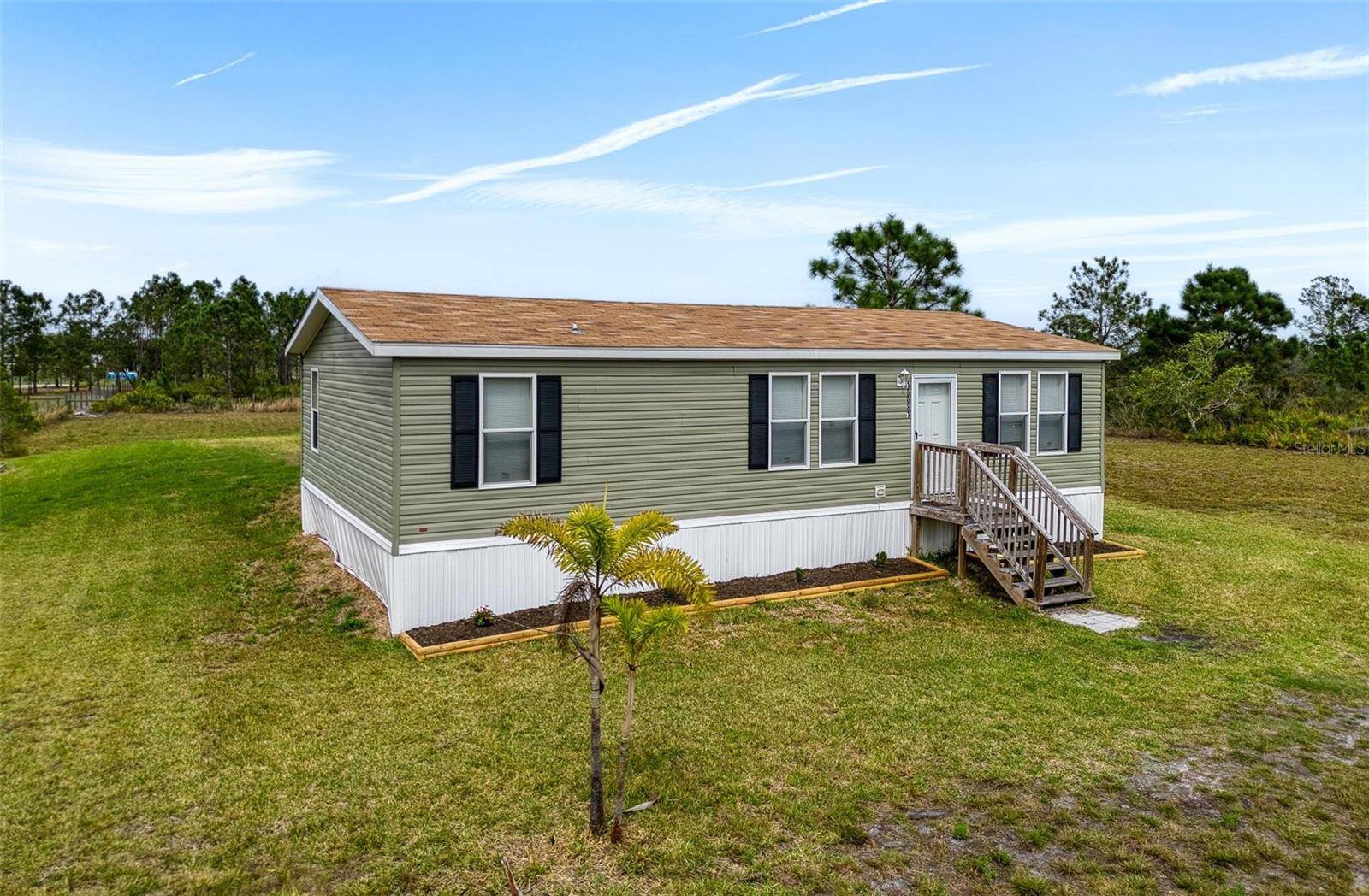Okeechobee, FL 34972,18081 NW 300TH ST