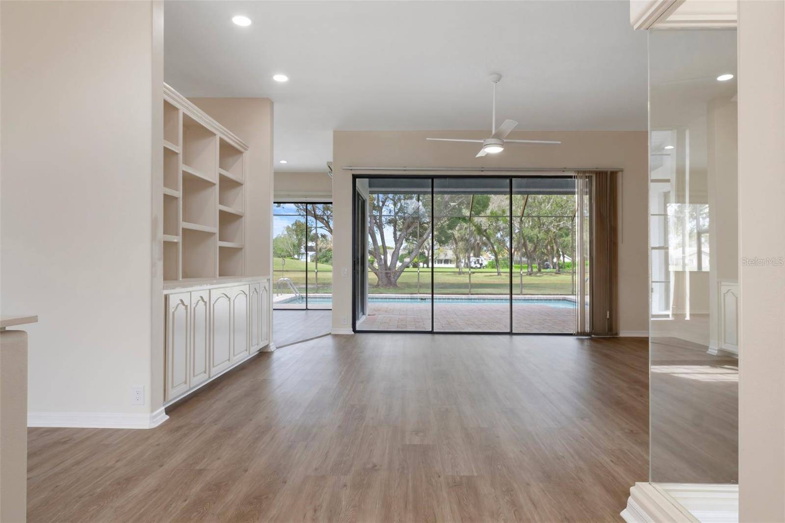 Weeki Wachee, FL 34613,9397 MERRIWEATHER DR
