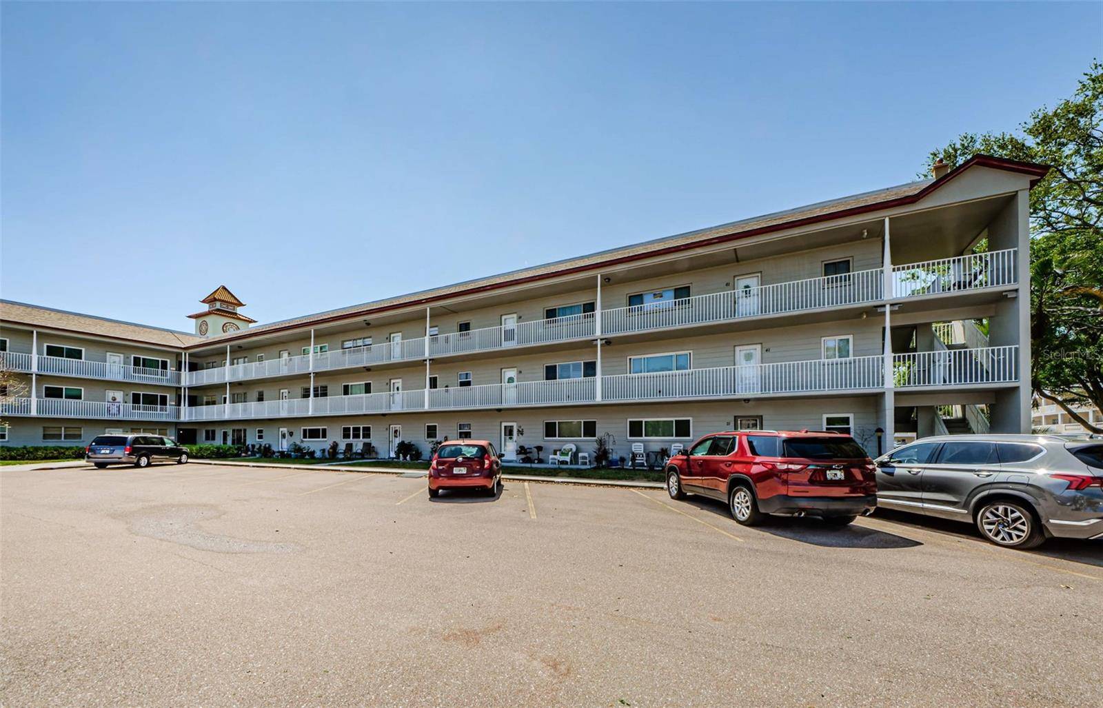 Clearwater, FL 33763,2261 SWEDISH DR #33&35