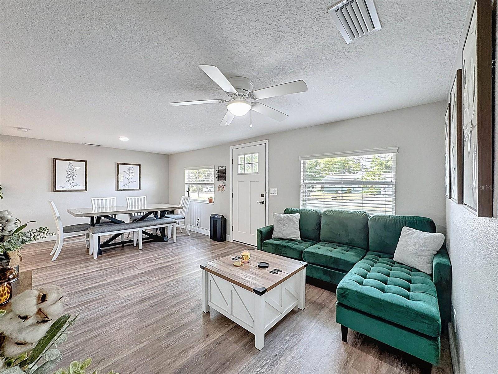 St Petersburg, FL 33714,4540 52 AVE N