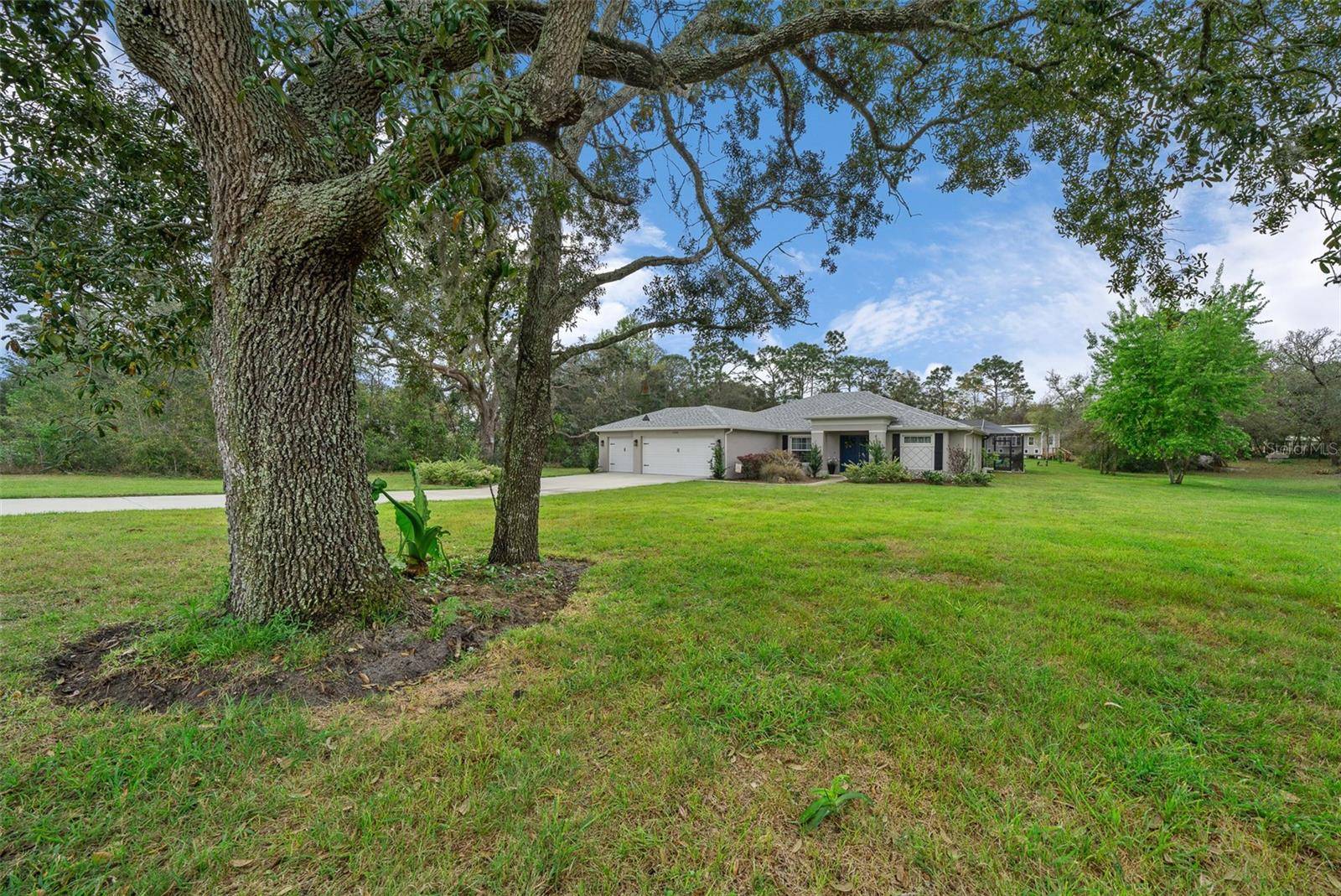 Spring Hill, FL 34610,16386 HERON HILLS DR