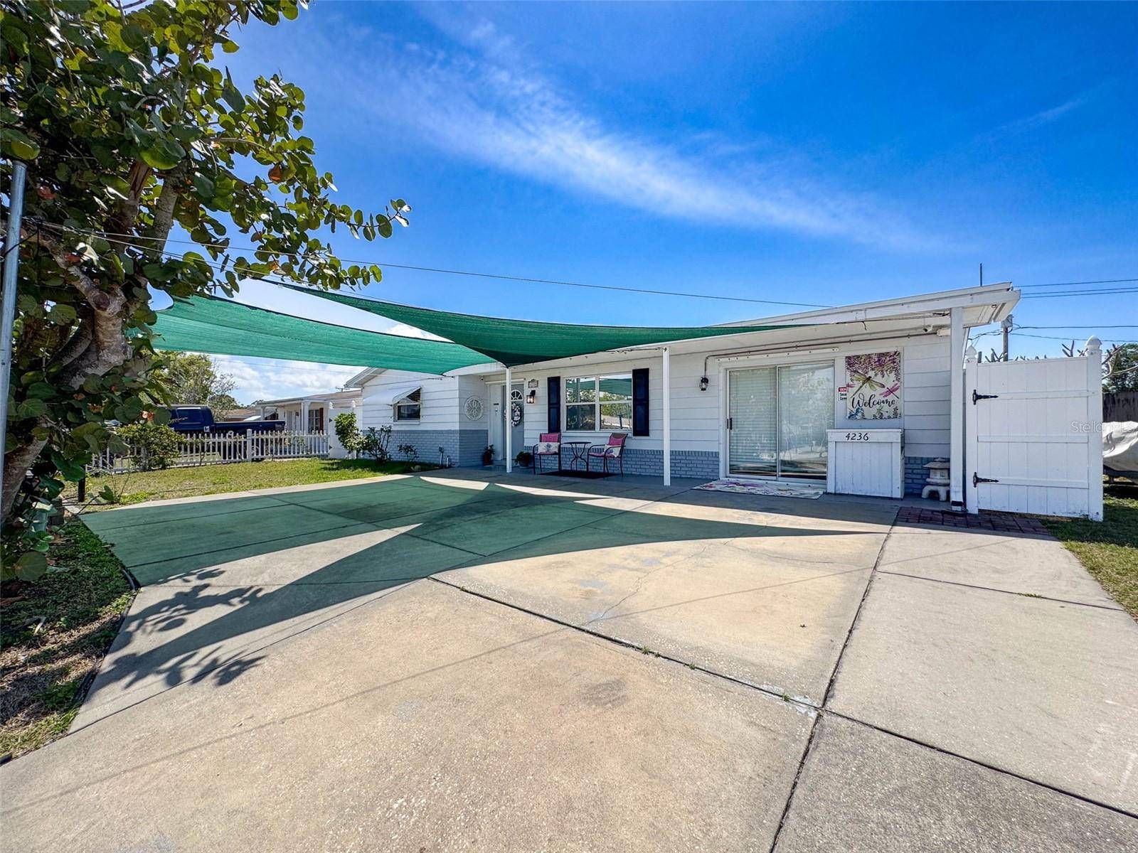 Holiday, FL 34691,4236 BEACON SQUARE DR