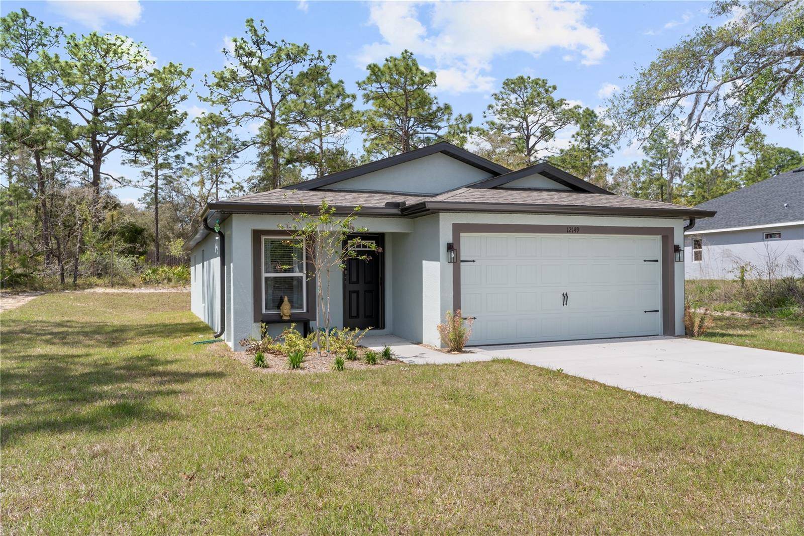 Weeki Wachee, FL 34614,Address not disclosed
