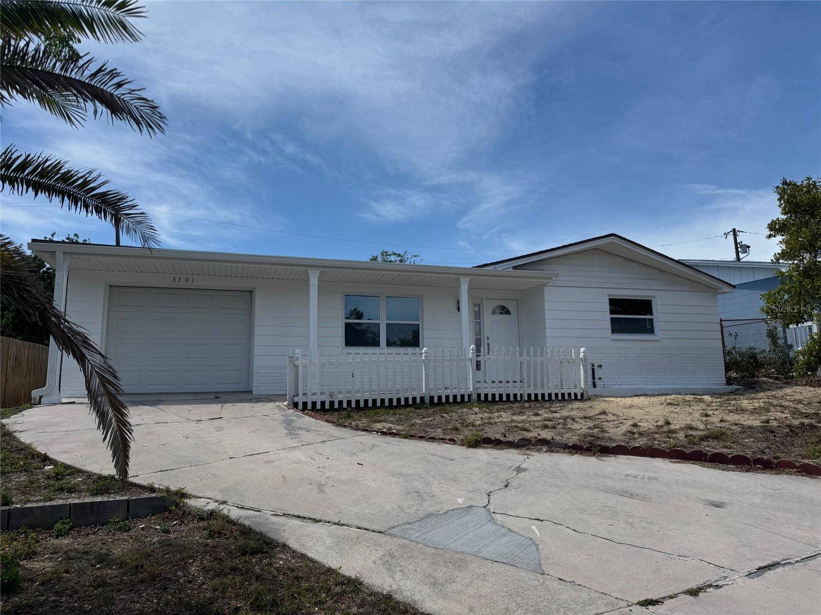 Holiday, FL 34691,3701 OAKHURST DR