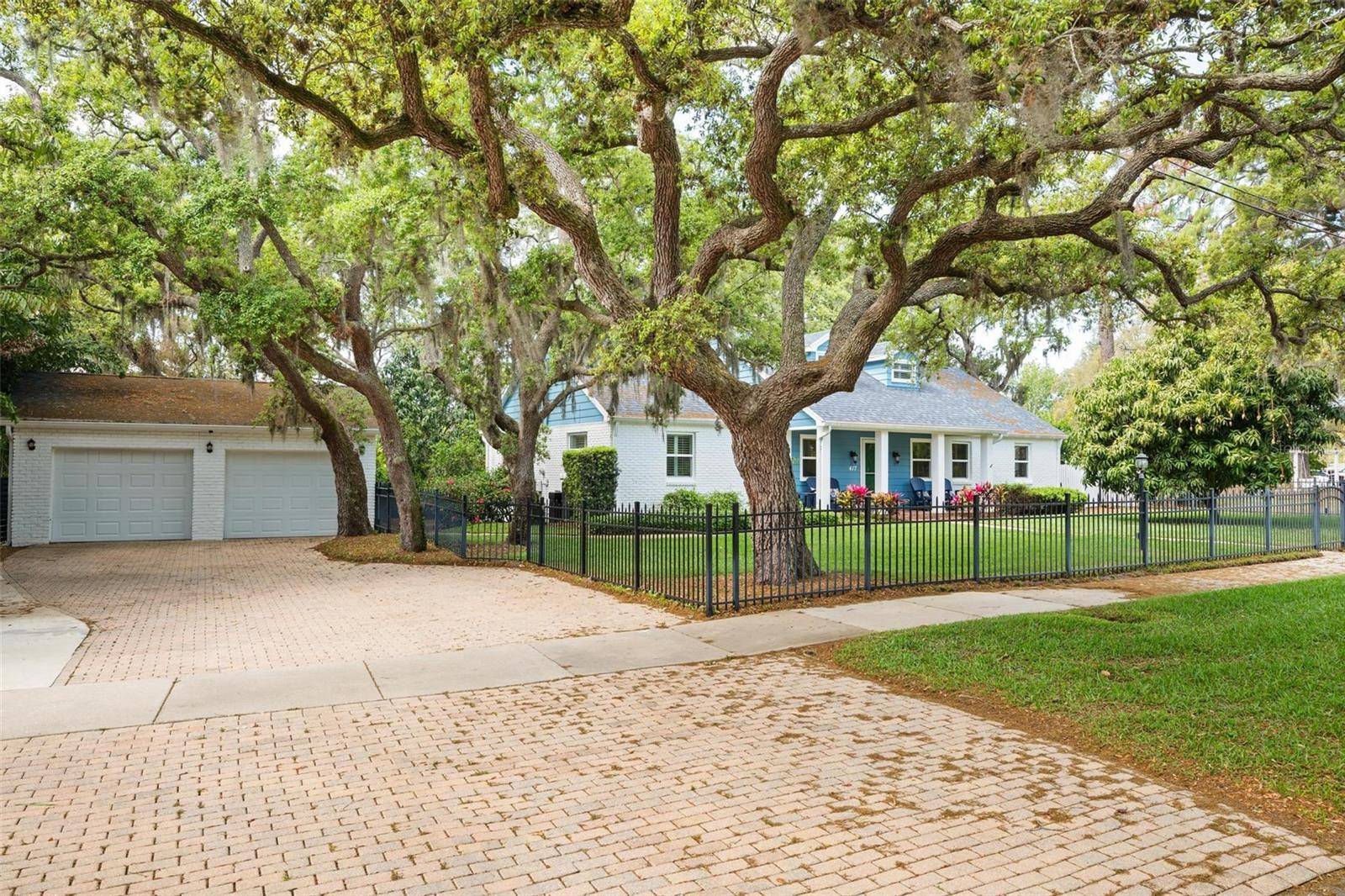 Tarpon Springs, FL 34689,417 INNESS DR