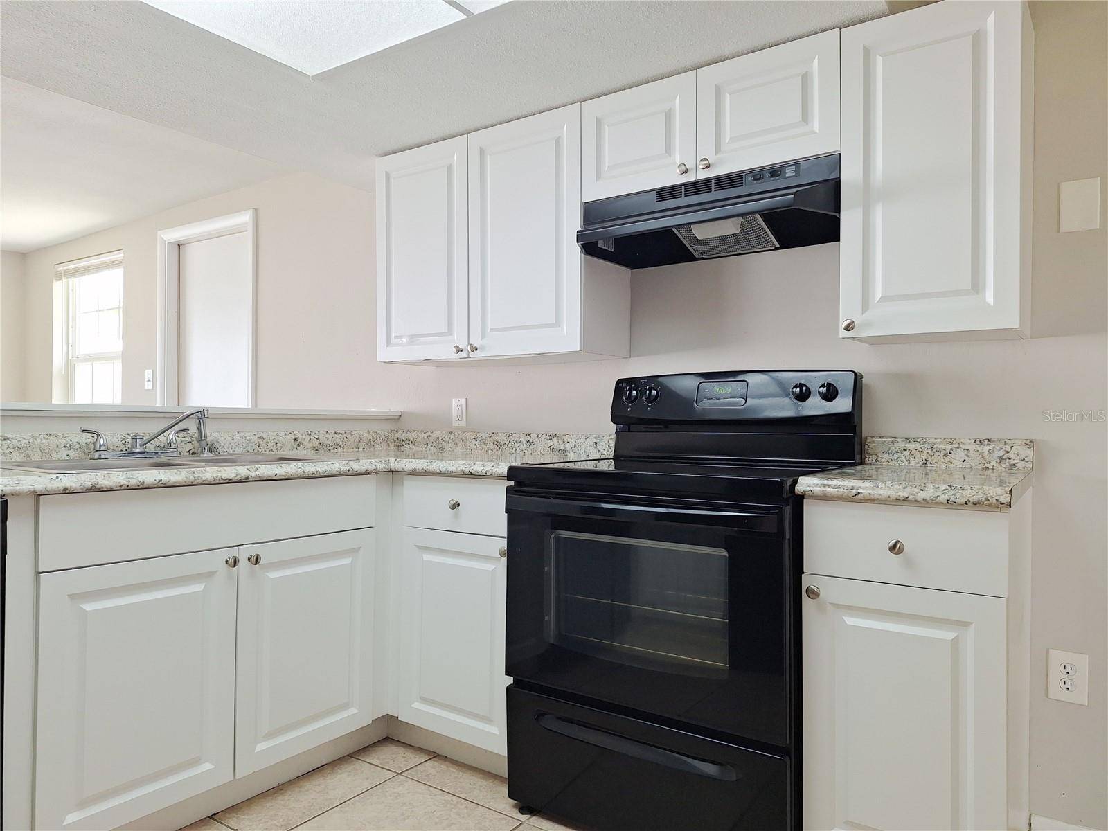 Holiday, FL 34690,5651 CANOSA DR