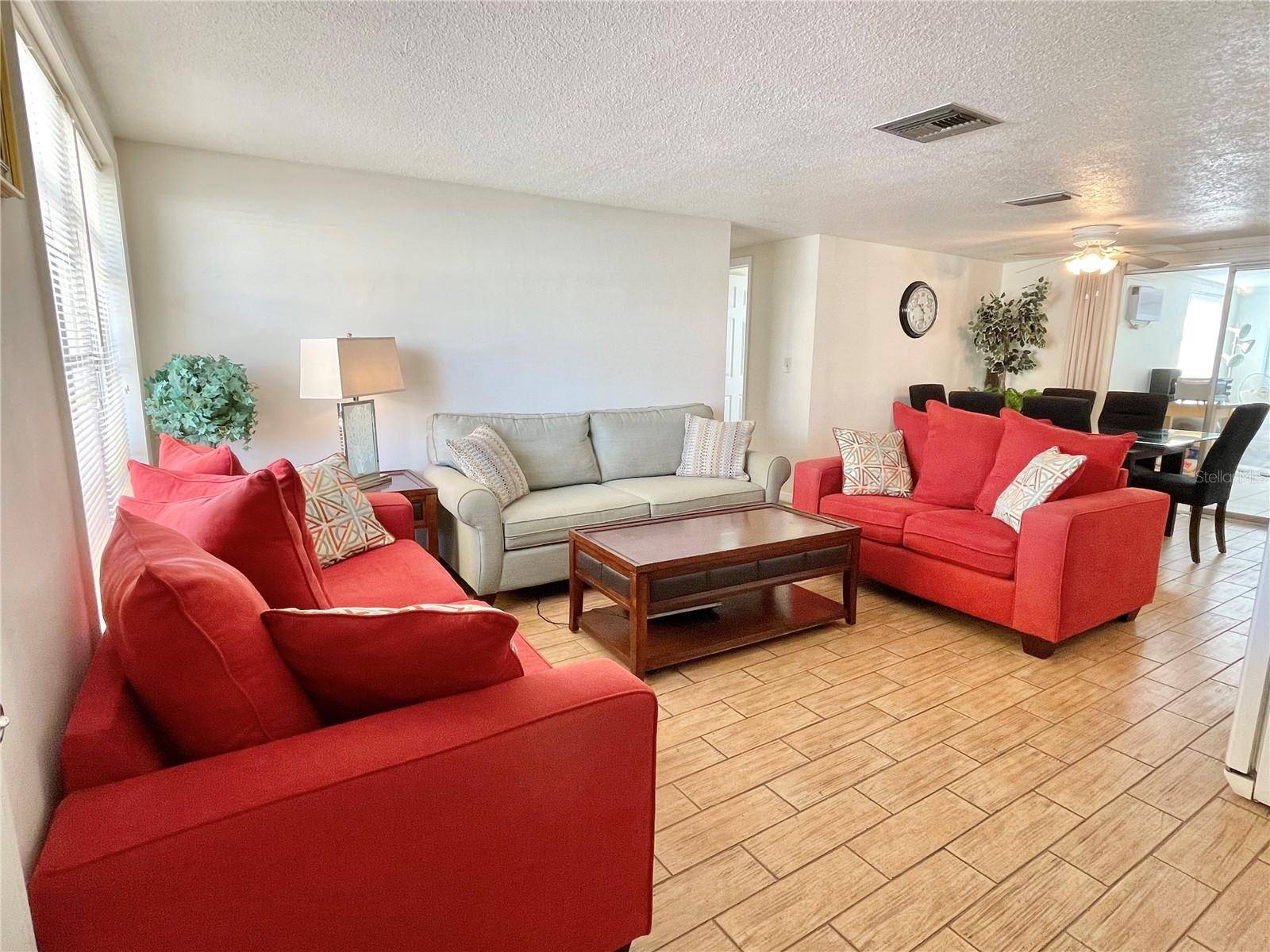 Holiday, FL 34690,5128 PERENNIAL DR
