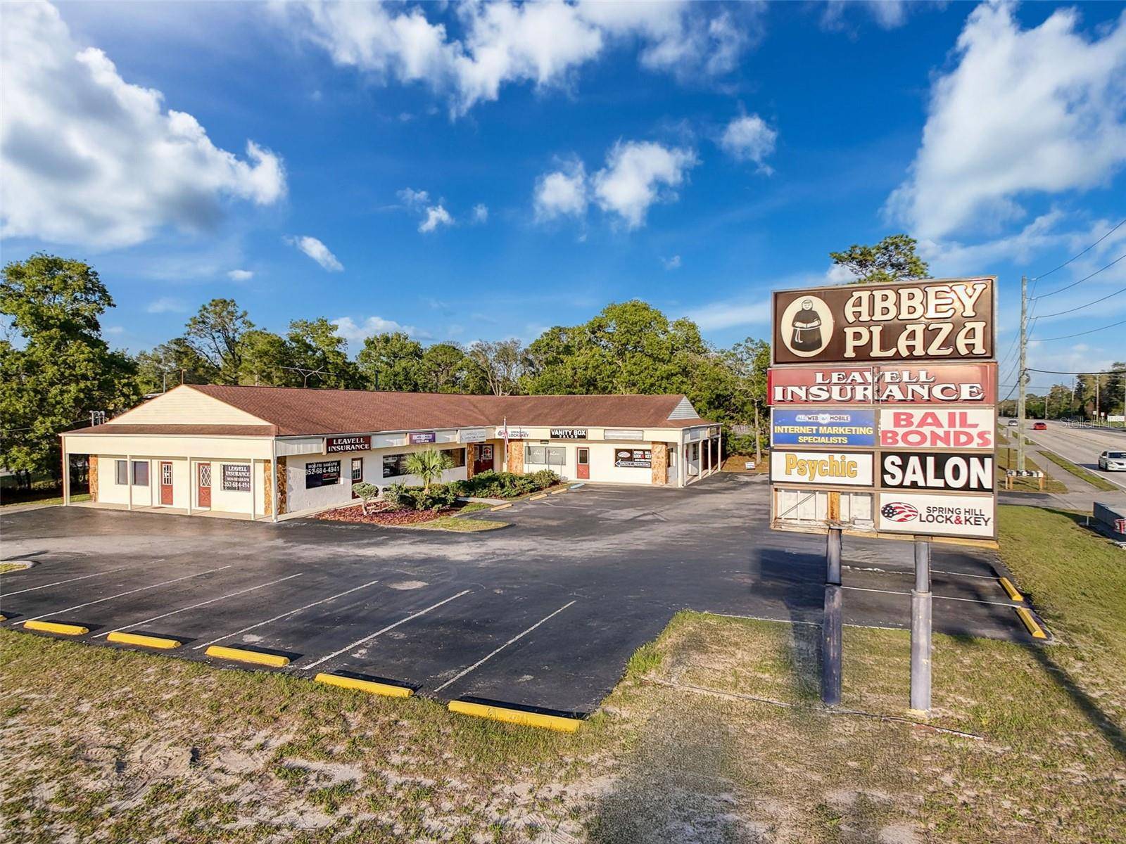 Spring Hill, FL 34609,11211 SPRING HILL DR