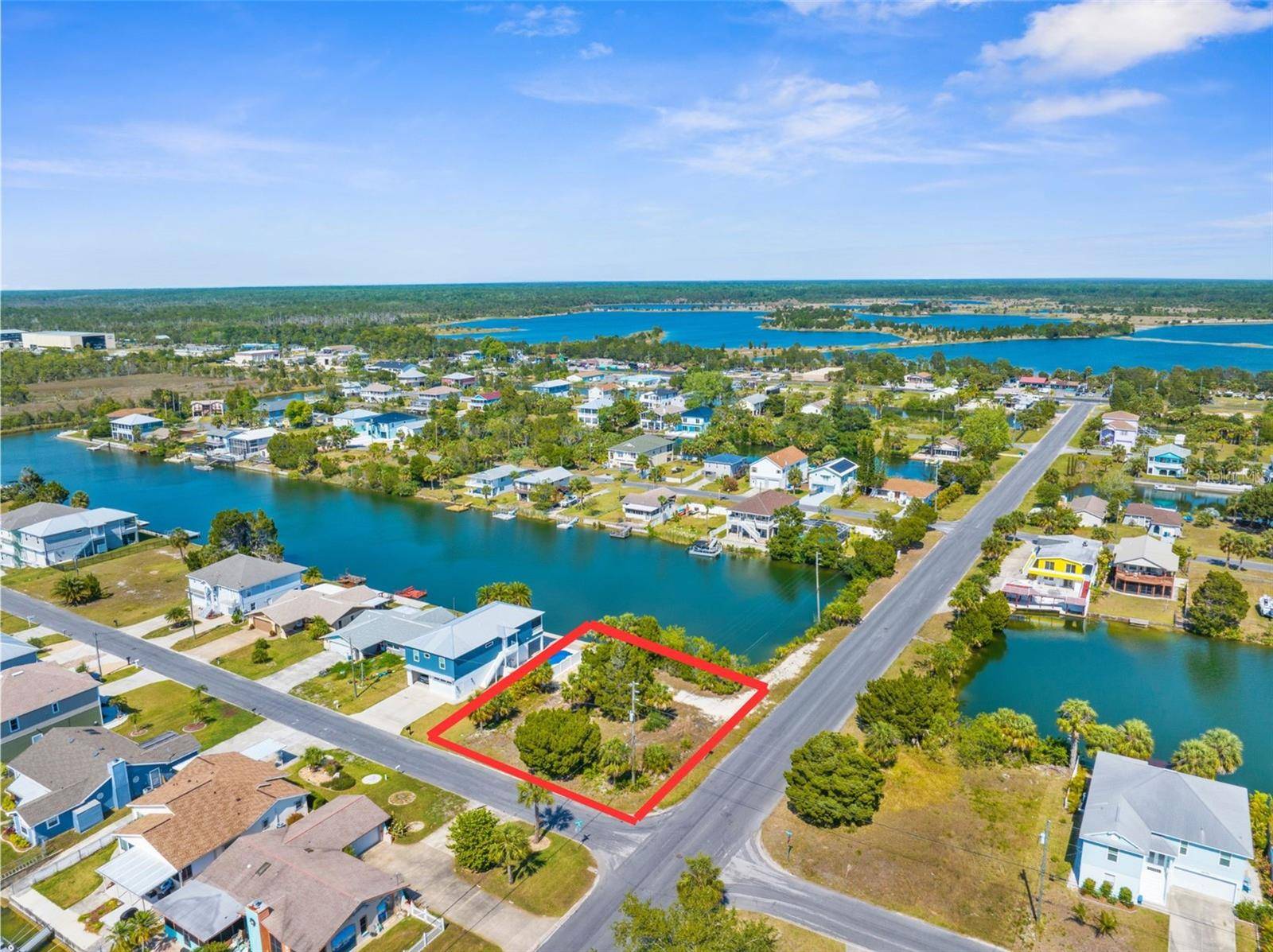 Hernando Beach, FL 34607,3332 POINSETTIA DR