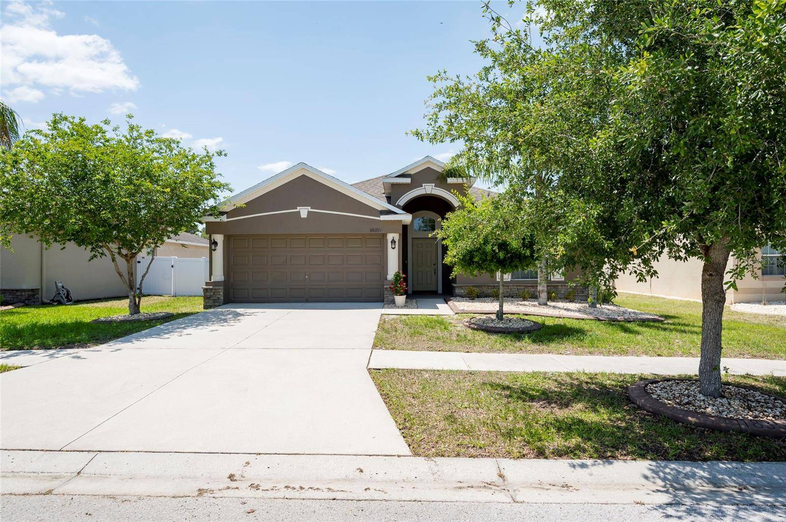 Hudson, FL 34667,18353 BRIAR OAKS DR
