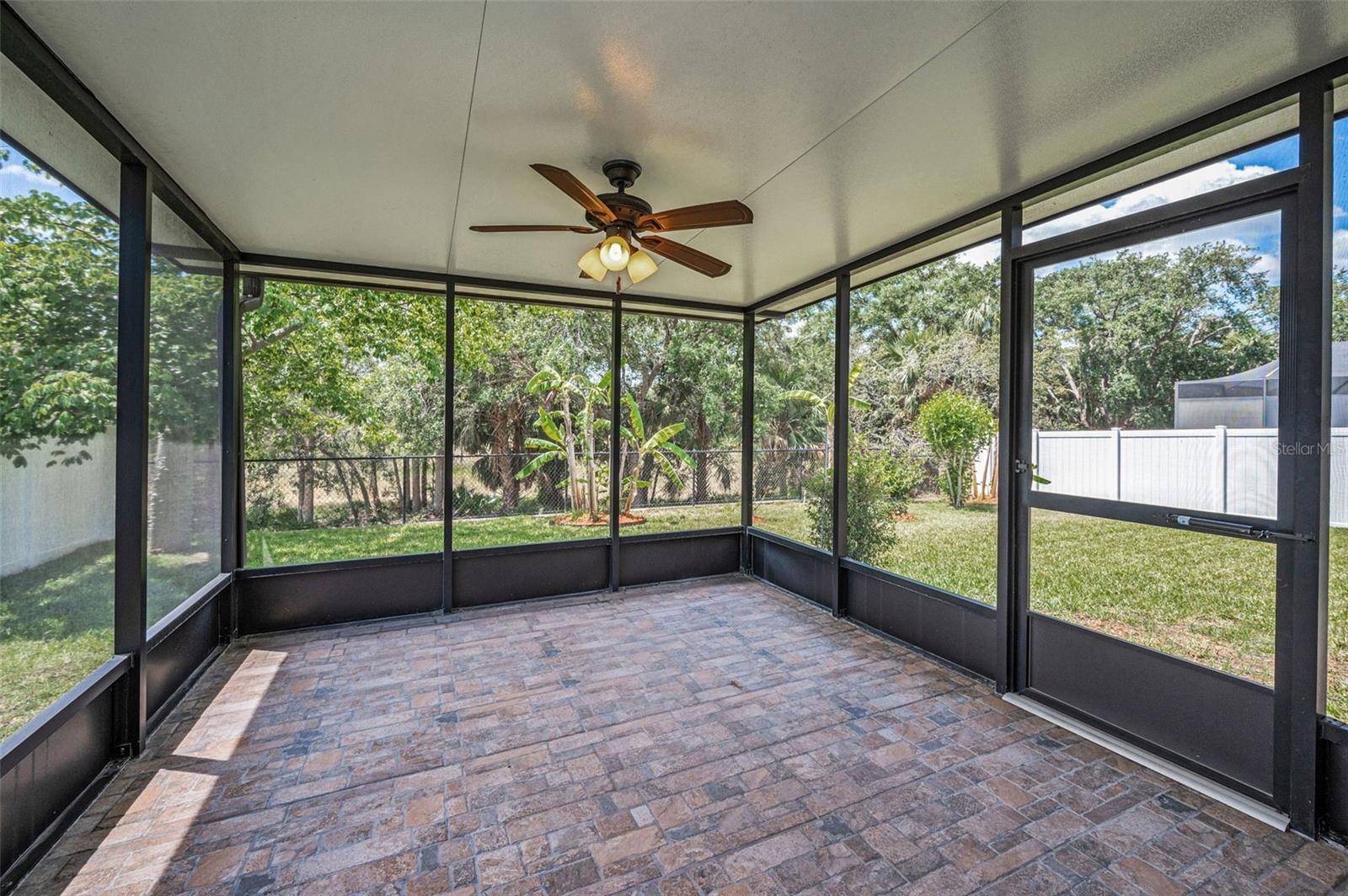 Hudson, FL 34667,10106 TOLMAN DR