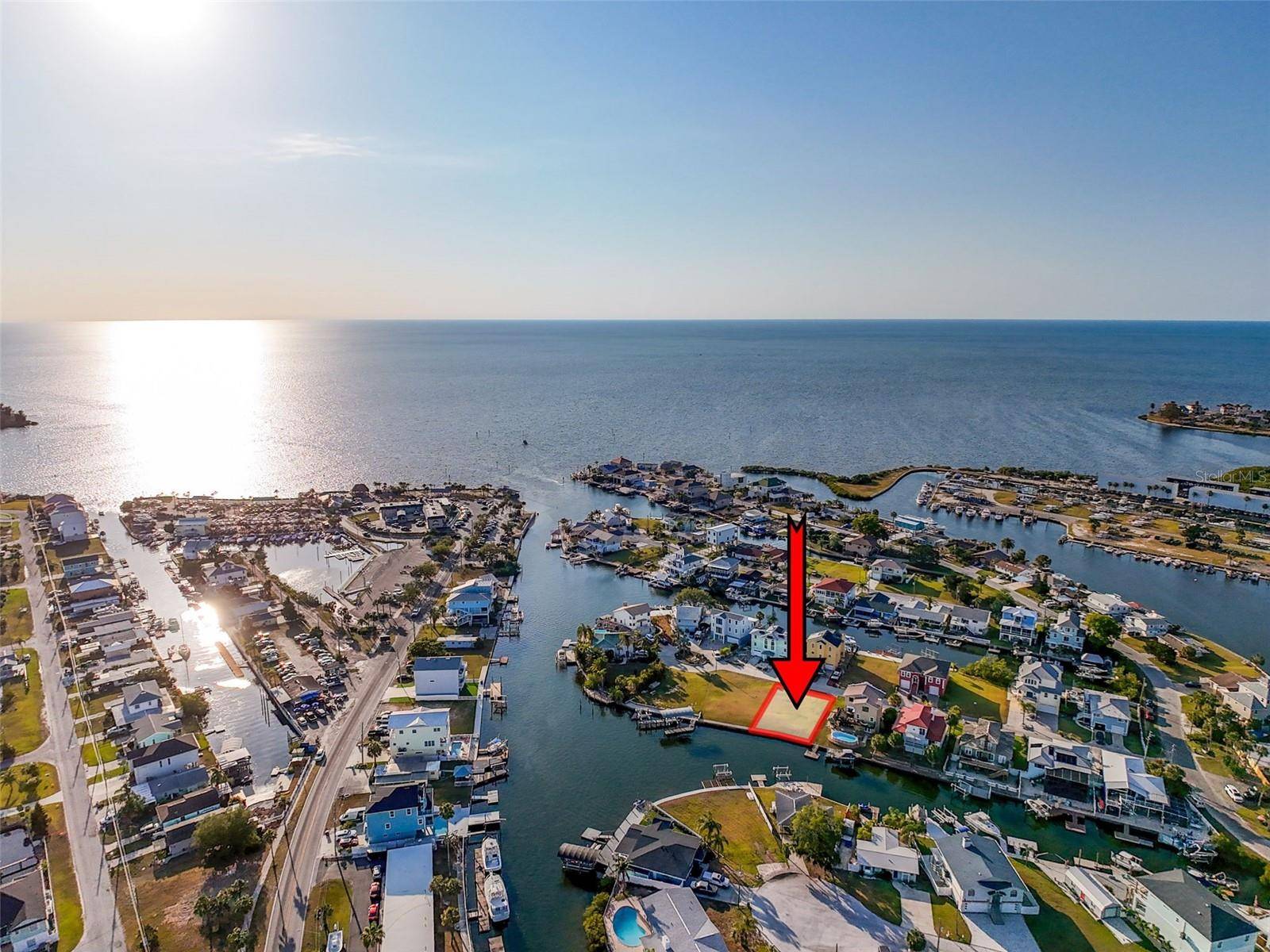 Hudson, FL 34667,6520 LOUISE CT