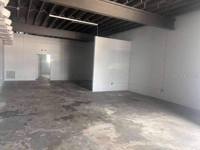 Tarpon Springs, FL 34689,229 E LEMON #E
